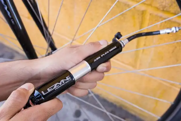 Pompe-à-vélo-Lezyne-Pressure-Drive-